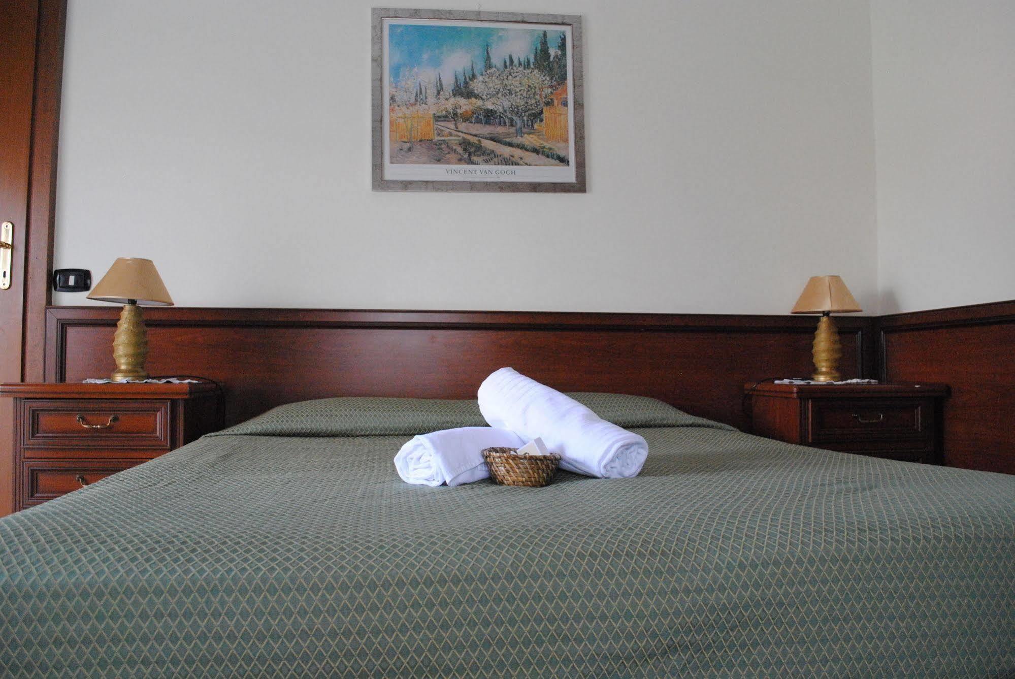 Hotel Octavia Рим Екстер'єр фото