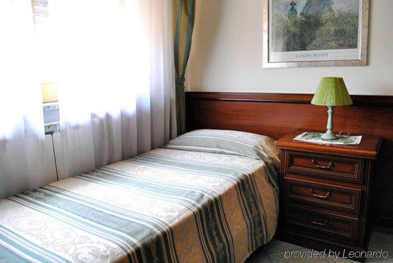 Hotel Octavia Рим Екстер'єр фото